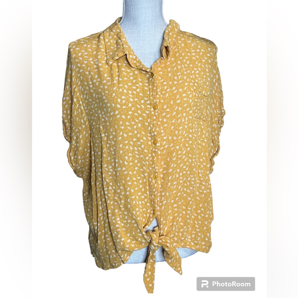 Moral Fiber Yellow With White Floral Button Front Tie Shirt 100% Rayon